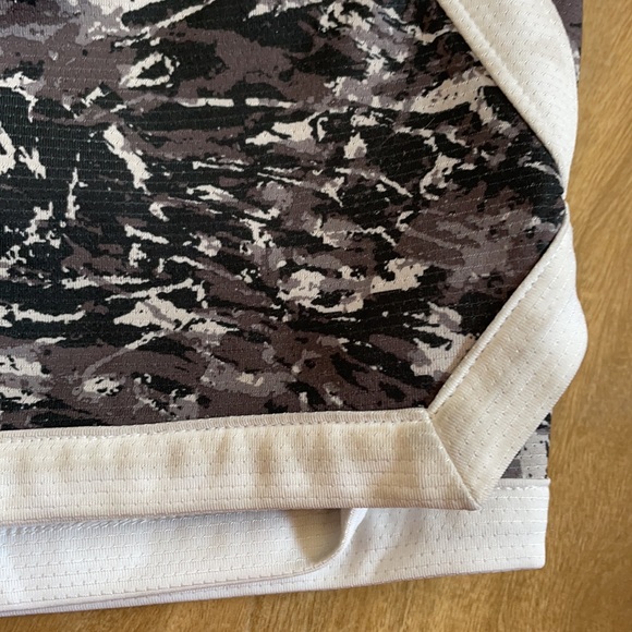 Nike shorts - Picture 12 of 12